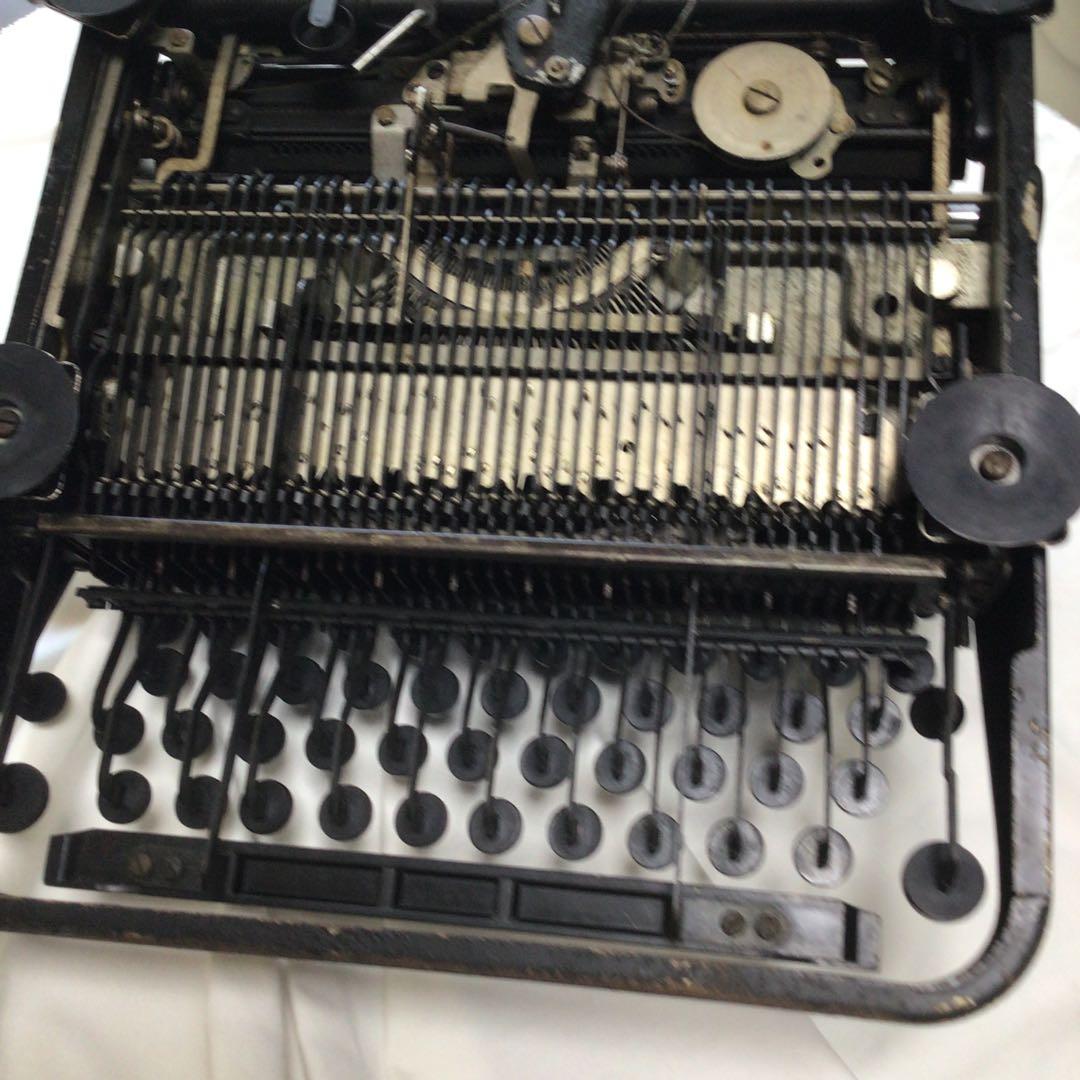 オールドRemingtonタイプライター