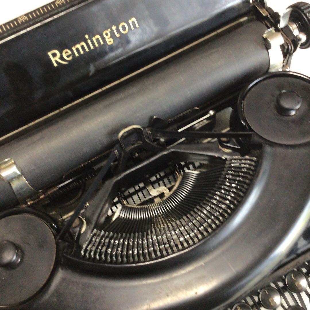 オールドRemingtonタイプライター