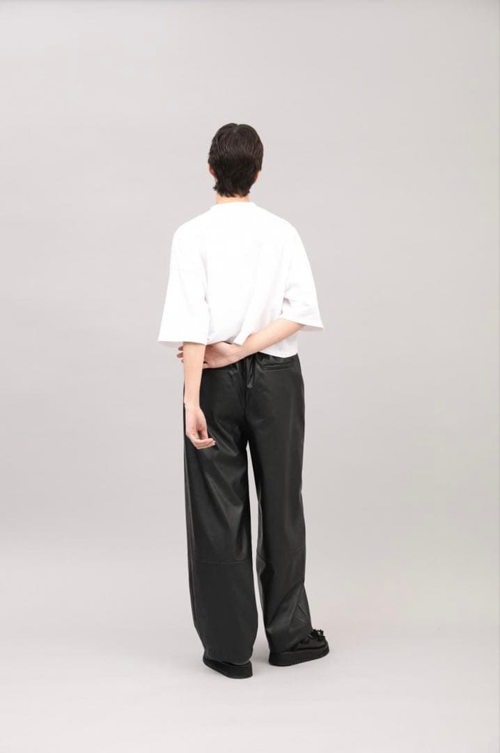 SACRA 25AW新作 レザーライク ワイドパンツ
