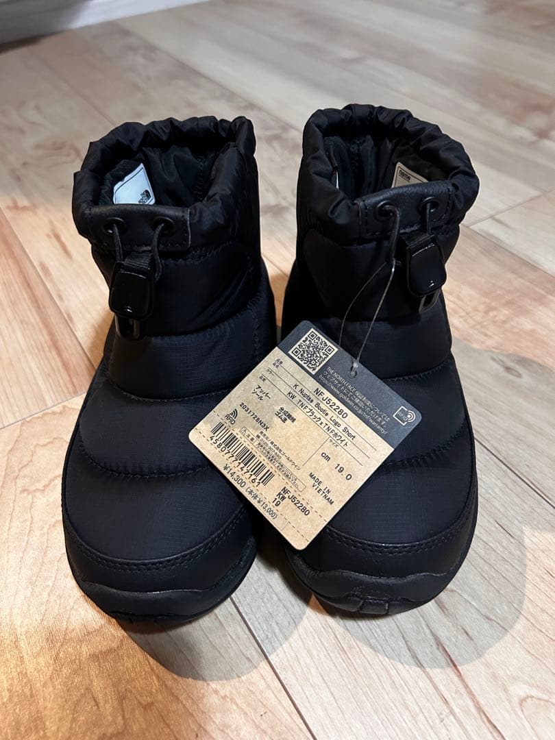 【ひろうめこ】THE NORTH FACE 子供用ショートブーツ