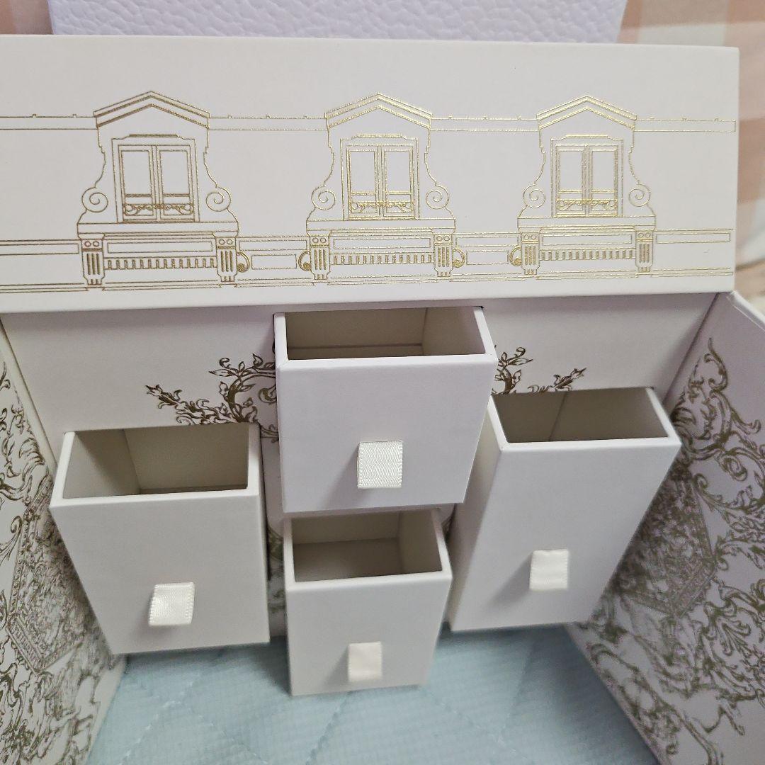 #Dior#ディオール#ビューティー#クリスマス#コスメ#ケース#引き出し#