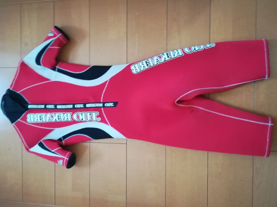 スプリング　ウェットスーツ