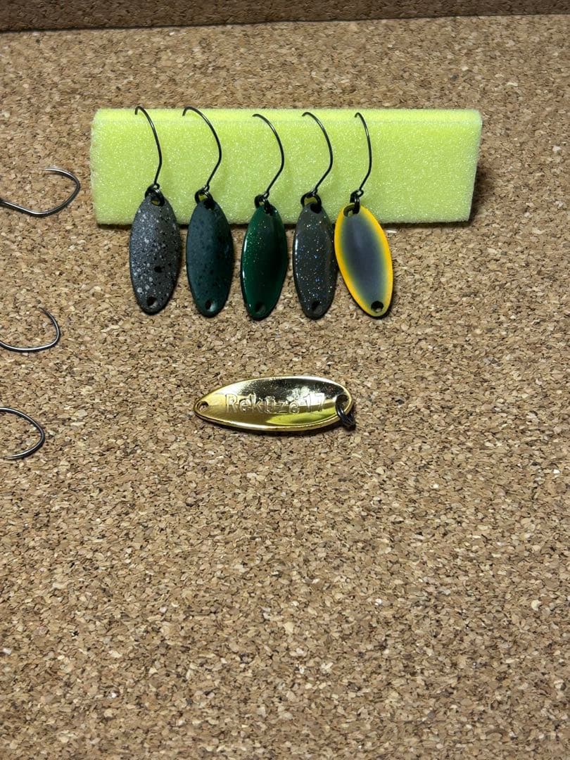 く*読様 エリアトラウト まとめ売り 42点 おまけ付き