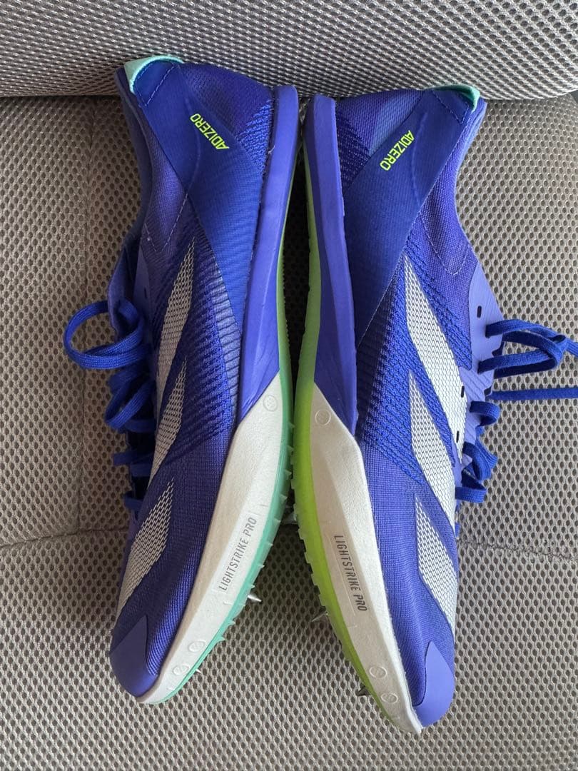 アディゼロ フィネス finesse 27.0cm