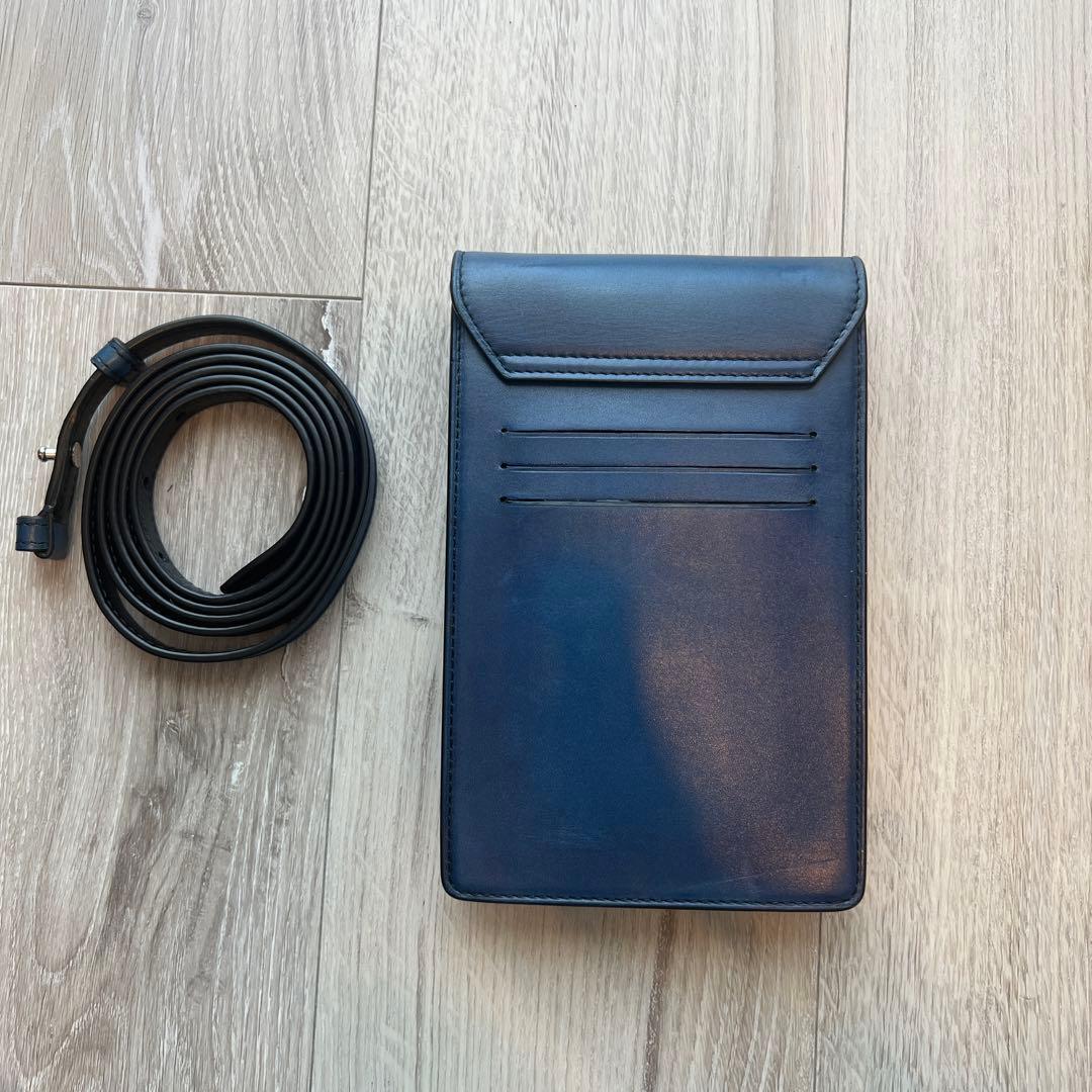 Berluti ネイビー レザー ショルダーバッグ