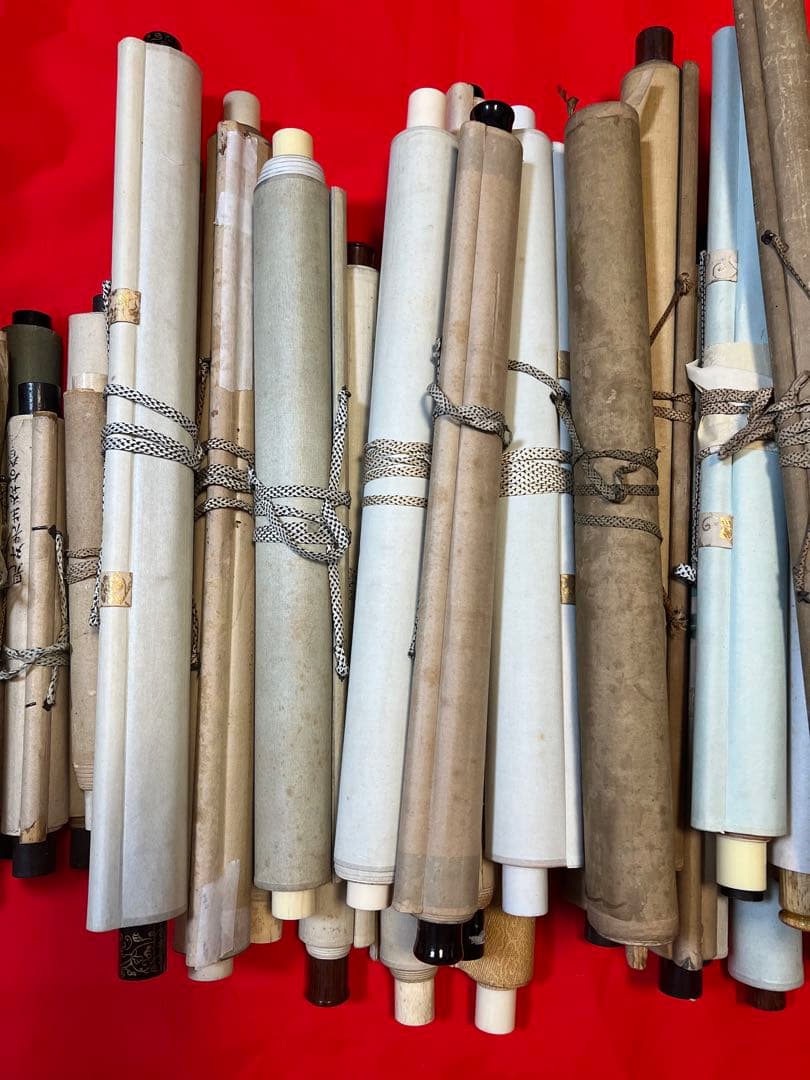 掛軸まとめて61本 日本画 佛画 美人画 花鳥　山水 書 中国画 　茶掛など！