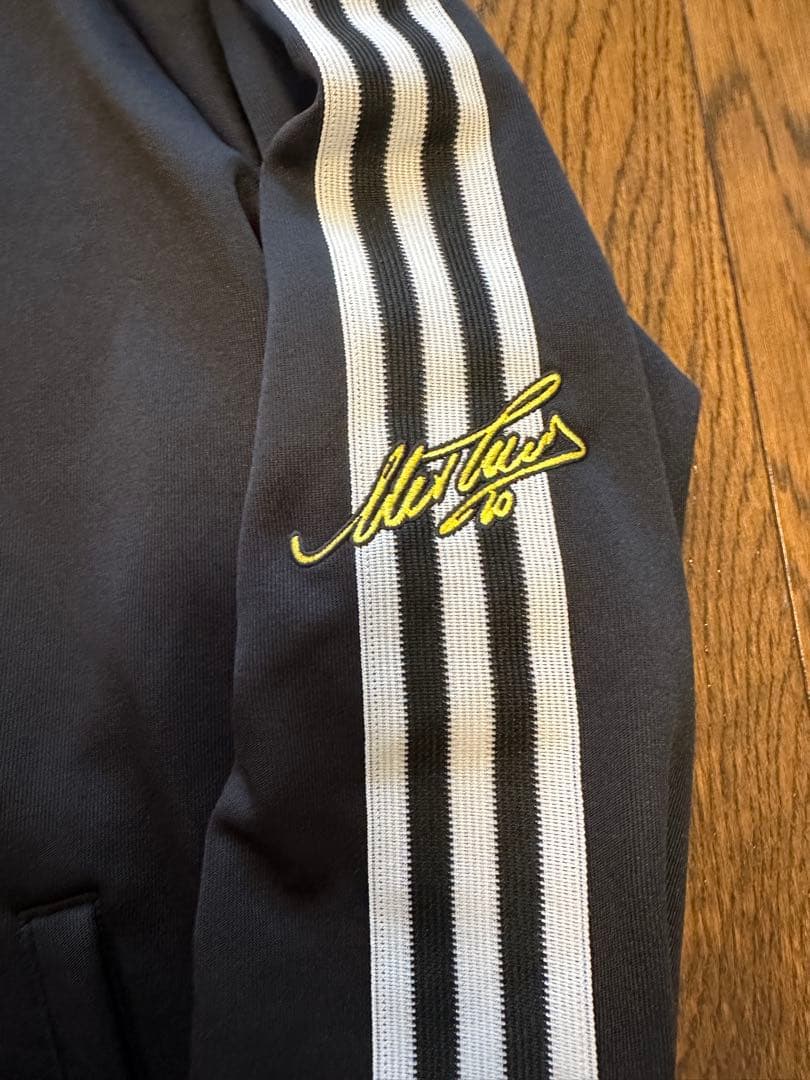 新品タグ付き】ユベントスFC オリジナル トラックトップ トラック