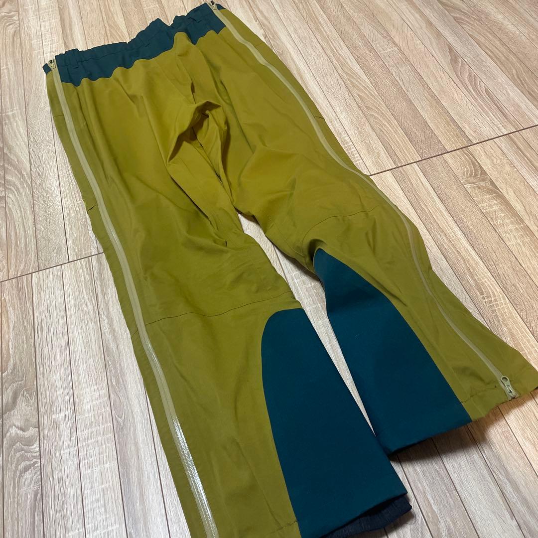 人気マウンテンハードウェア ワードピーク3LサイズL 防水透湿バック