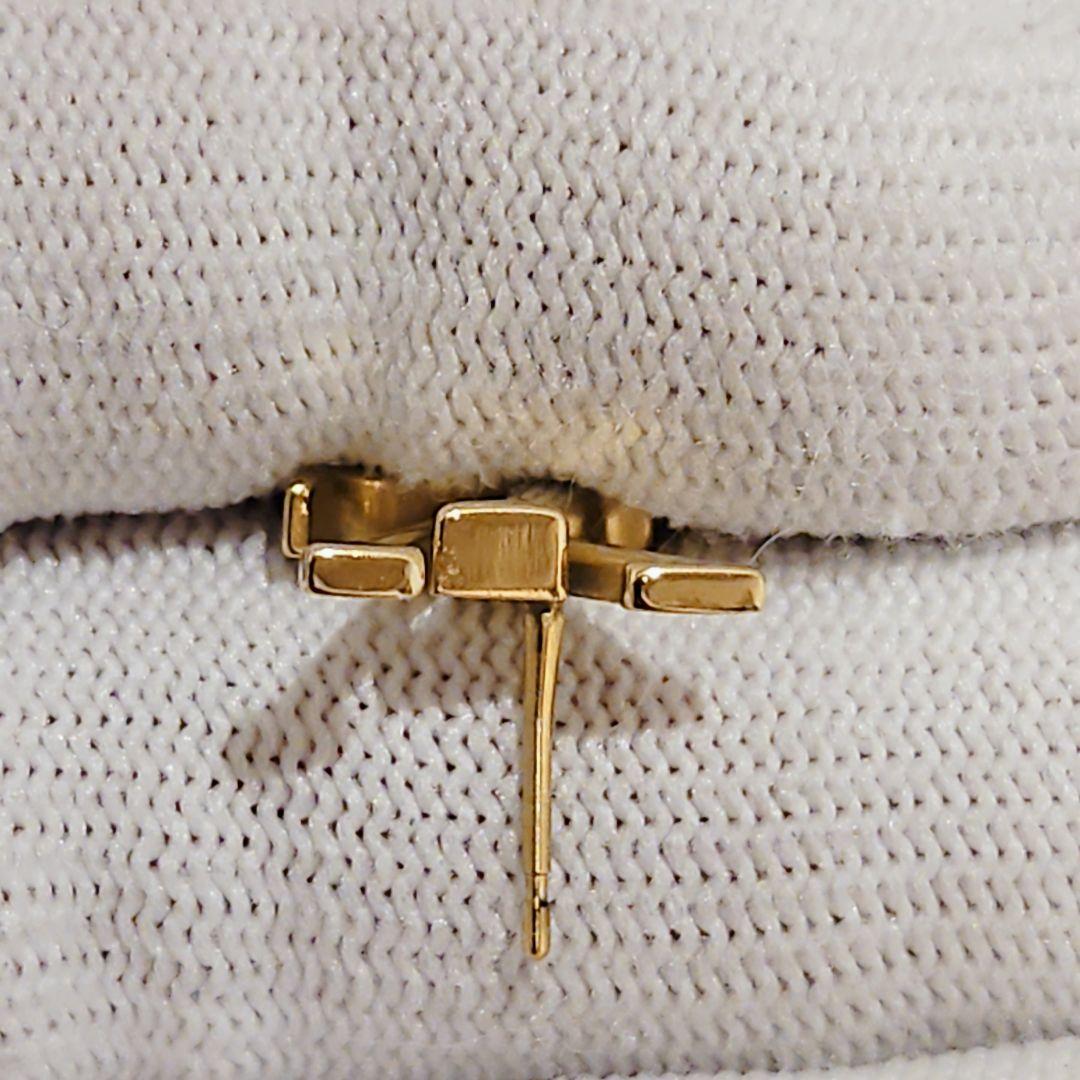 美品 ルイヴィトン ピアス LVロゴ ゴールド M00610 金