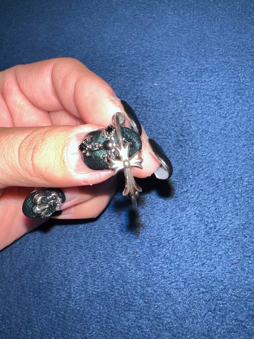 CHROME HEARTS SKINNY BYFAT CROSS ピアス