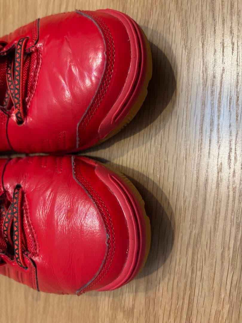 ASICS フットサルシューズ レッド