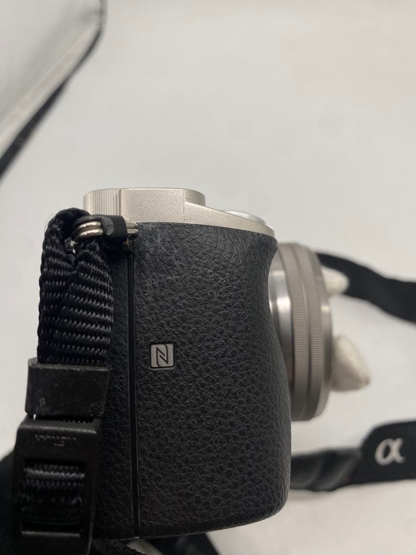 SONY α6000 パワーズームレンズキット シルバー ILCE-6000