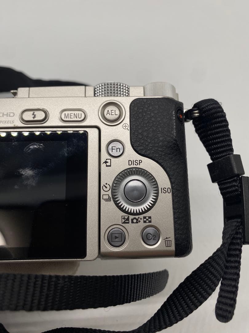 SONY α6000 パワーズームレンズキット シルバー ILCE-6000