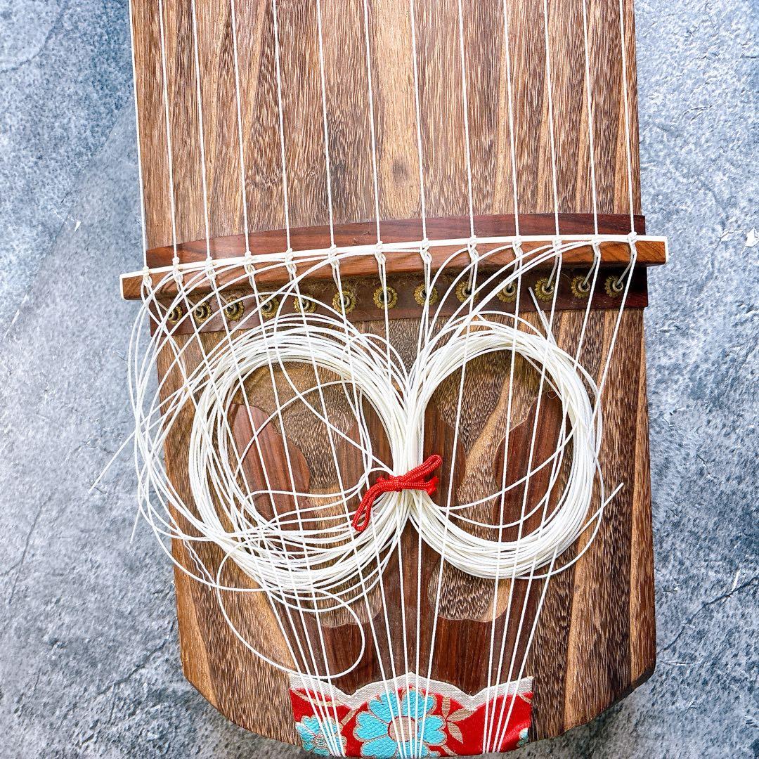 十三弦 高級 琴 箏 すだれ彫 和楽器 琴柱付き 紅木猫足　直接取引可　初心者