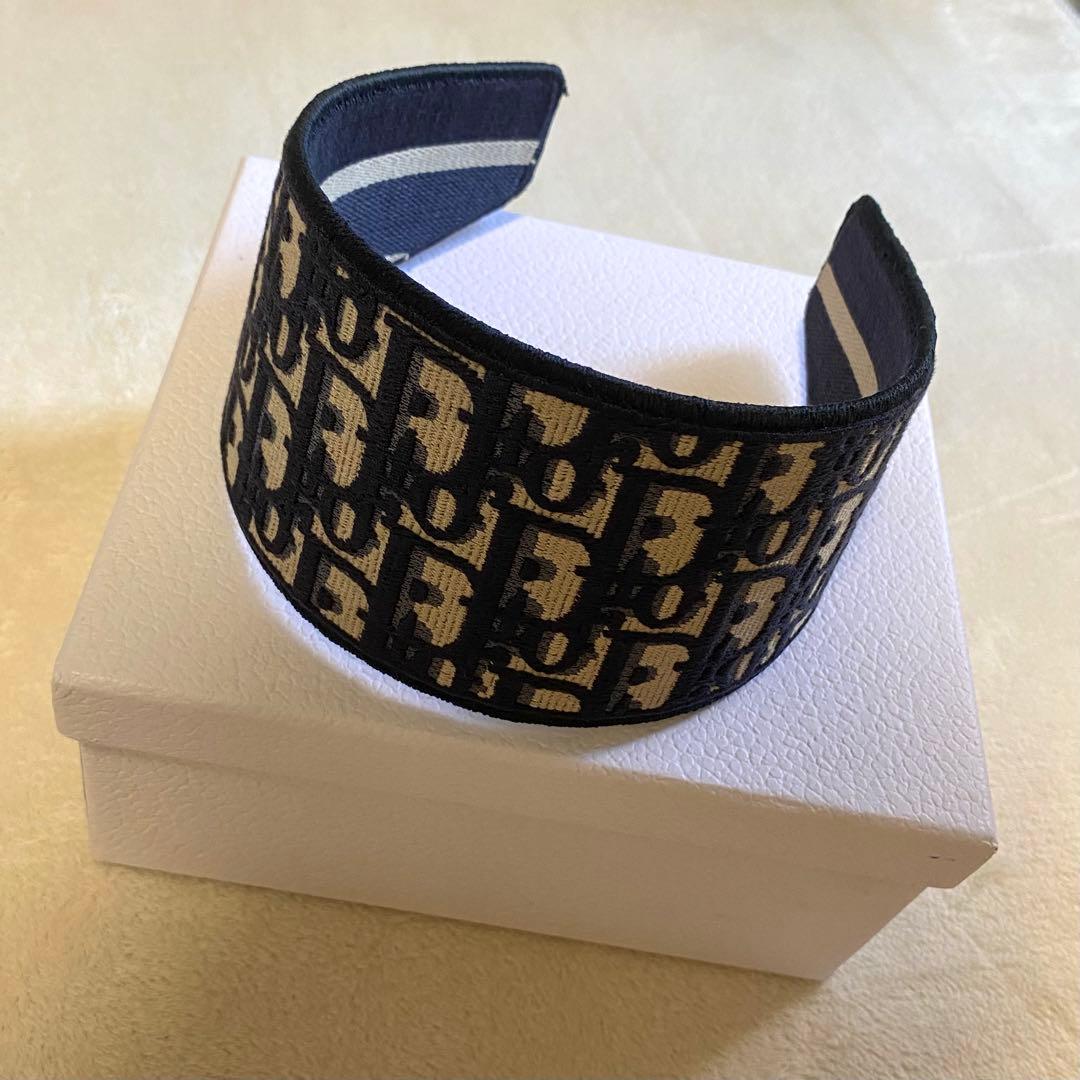 ディオール　DIOR カチューシャ