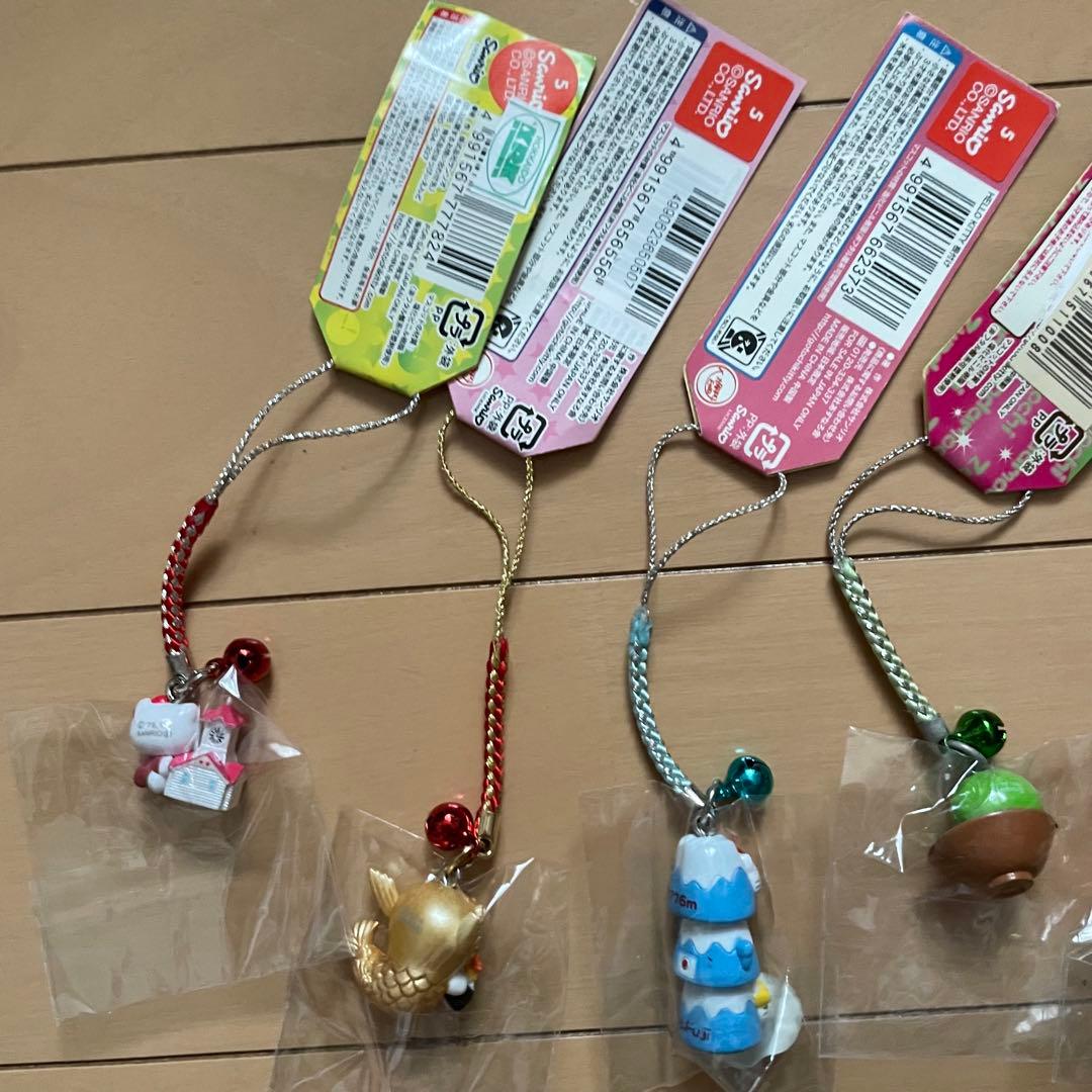 ご当地キティ】 終売品 レア ストラップ 7つ 年代物 - メルカリ