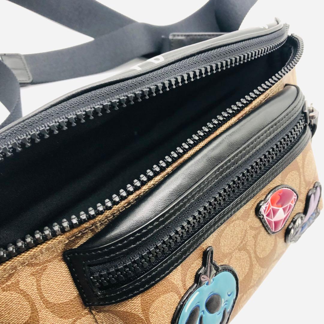 コーチ　F72952 ボディバッグ　希少レア ディズニーコラボ　白雪姫　美品