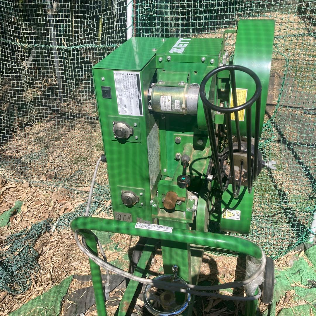 ZETTバッティングマシーン