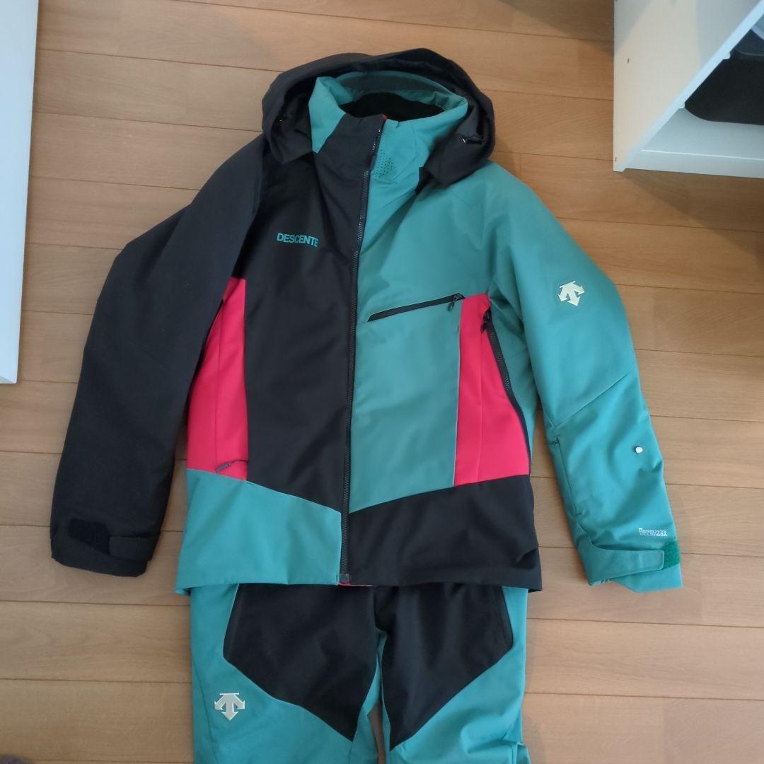 DESCENTE スキーウェア上下Ｍサイズ