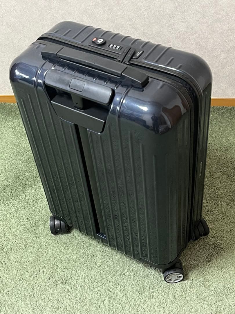 人気モデル　リモワ サルサエアー 34L 4輪 機内持ち込み可能　美品　正規品