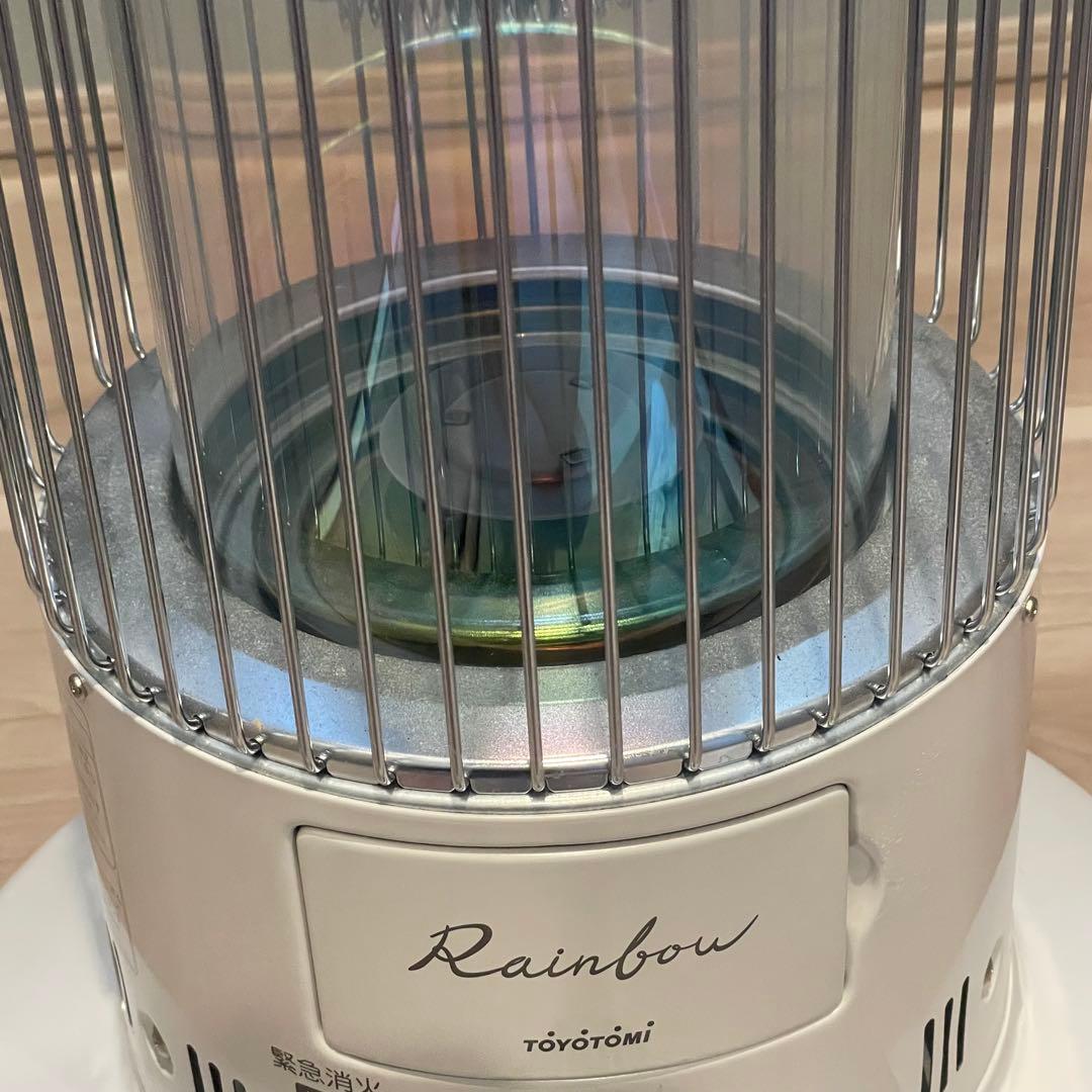 【トヨトミ】2023年製 対流型石油ストーブ　レインボー