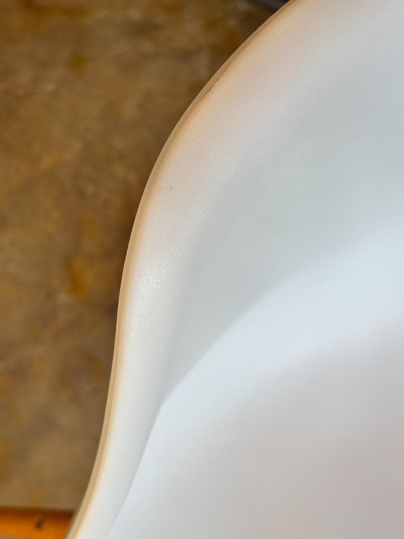 ☆引き取り限定☆ ダイニングチェア４脚 / シェルチェア / ホワイト