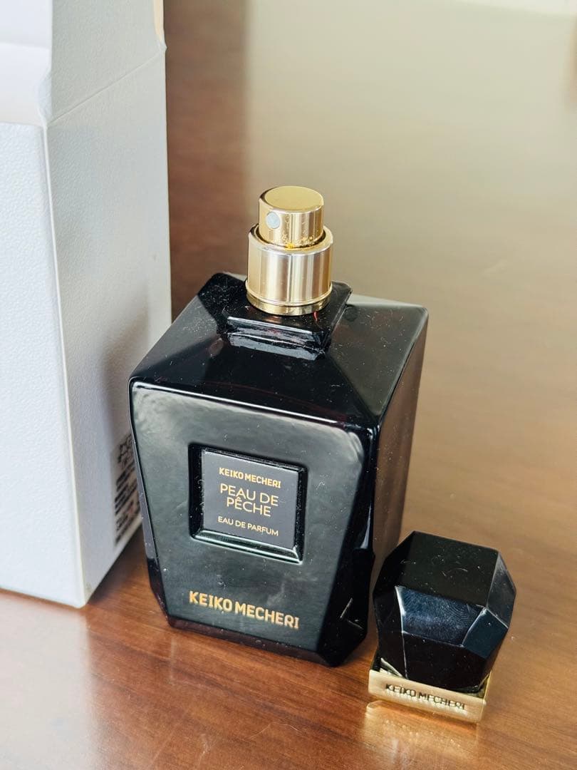 KEIKO MECHERI PEAU DE PÊCHE