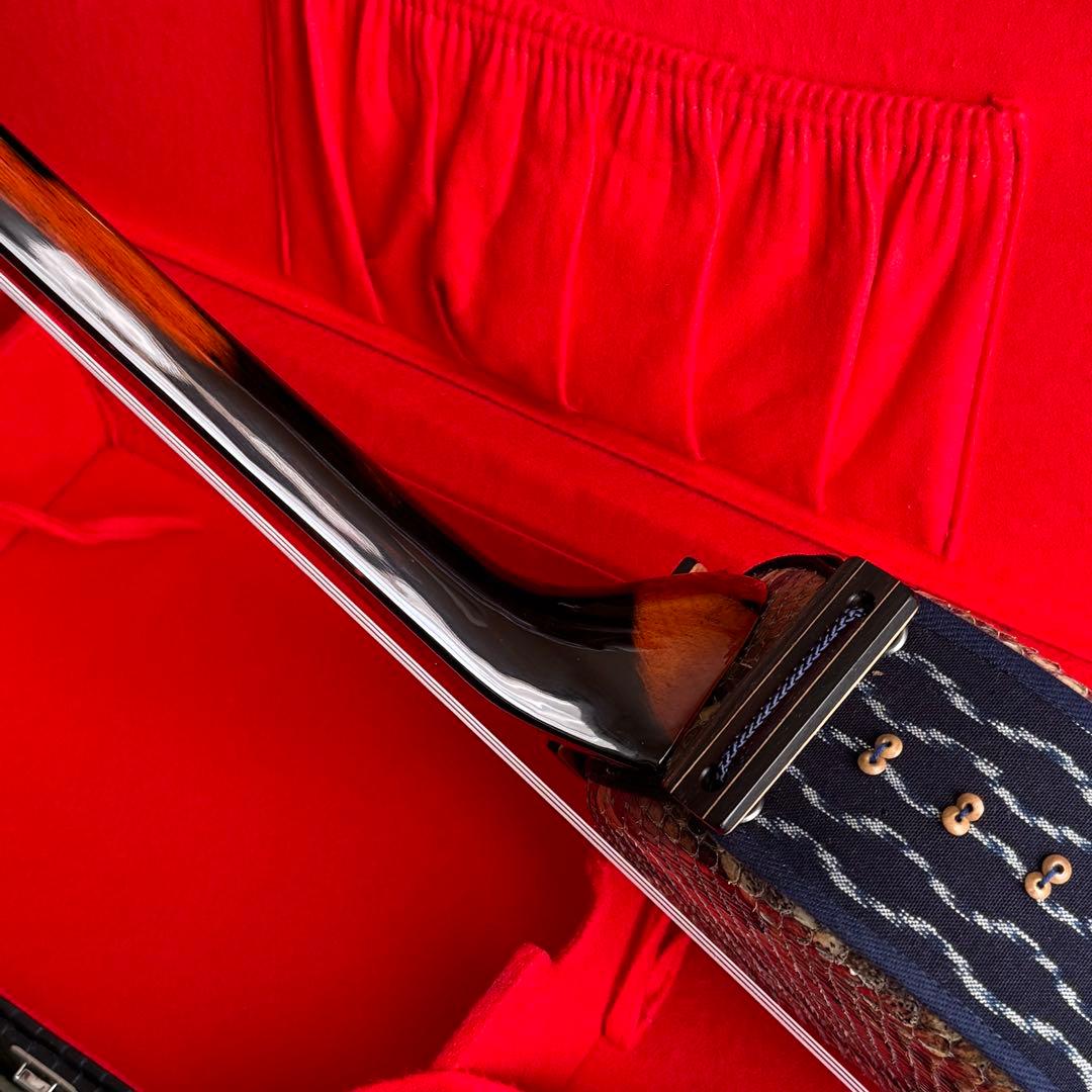 専用。三線■カミゲン黒木 国吉真陽作 本皮■本張り 黒檀 鶉目