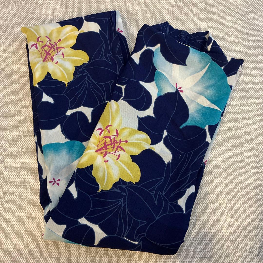 撫松庵 BUSHOUAN 浴衣 百合朝顔 花柄 浴衣 帯おまけ付き - メルカリ