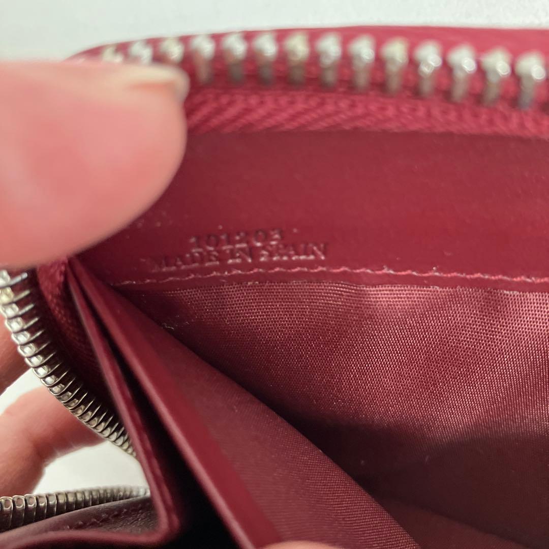 財布　ロエベ　レッド　赤　ZIP AROUND WALLET