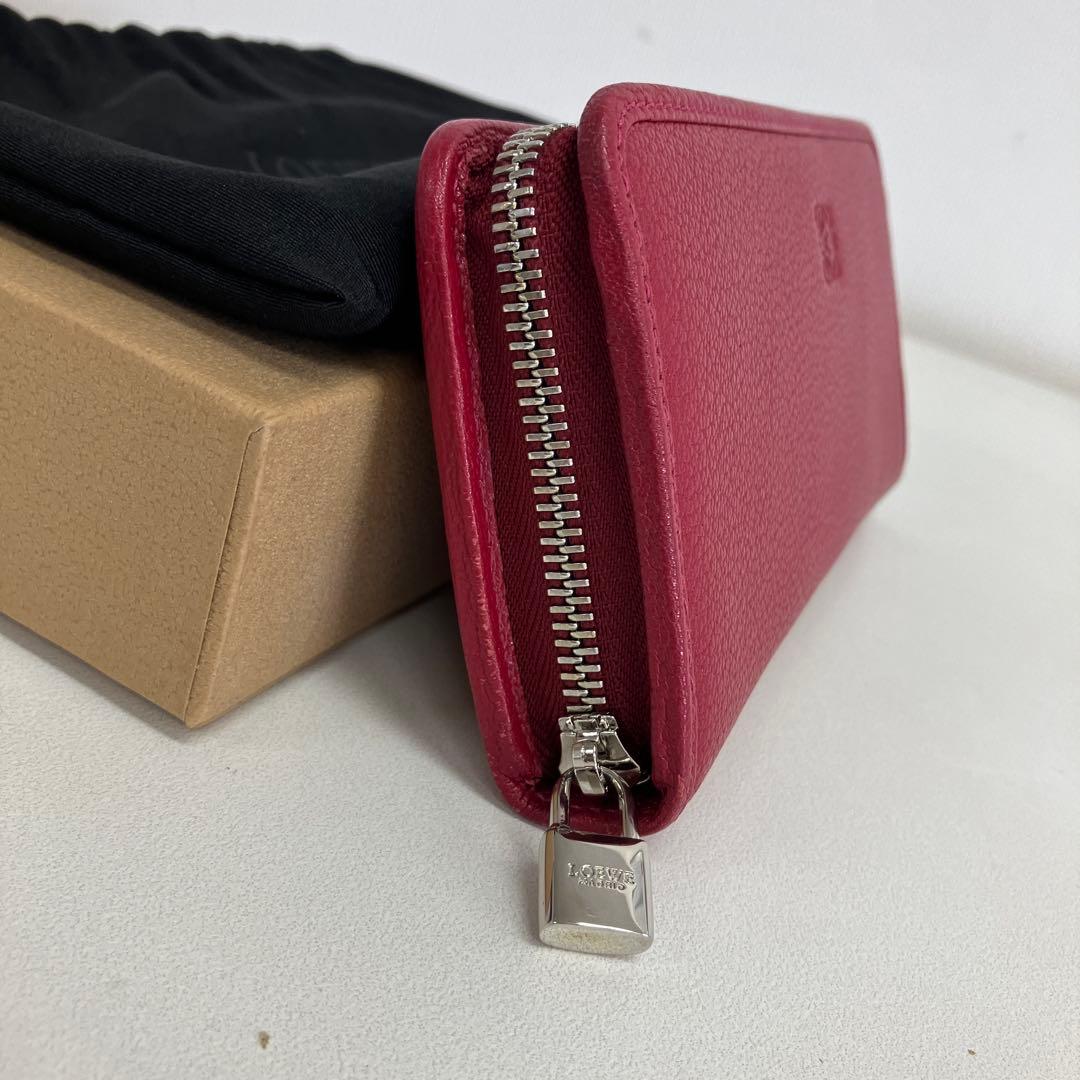 財布　ロエベ　レッド　赤　ZIP AROUND WALLET
