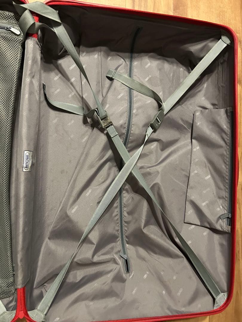 RIMOWA リモワ キャリーケース 四輪 ロック付き