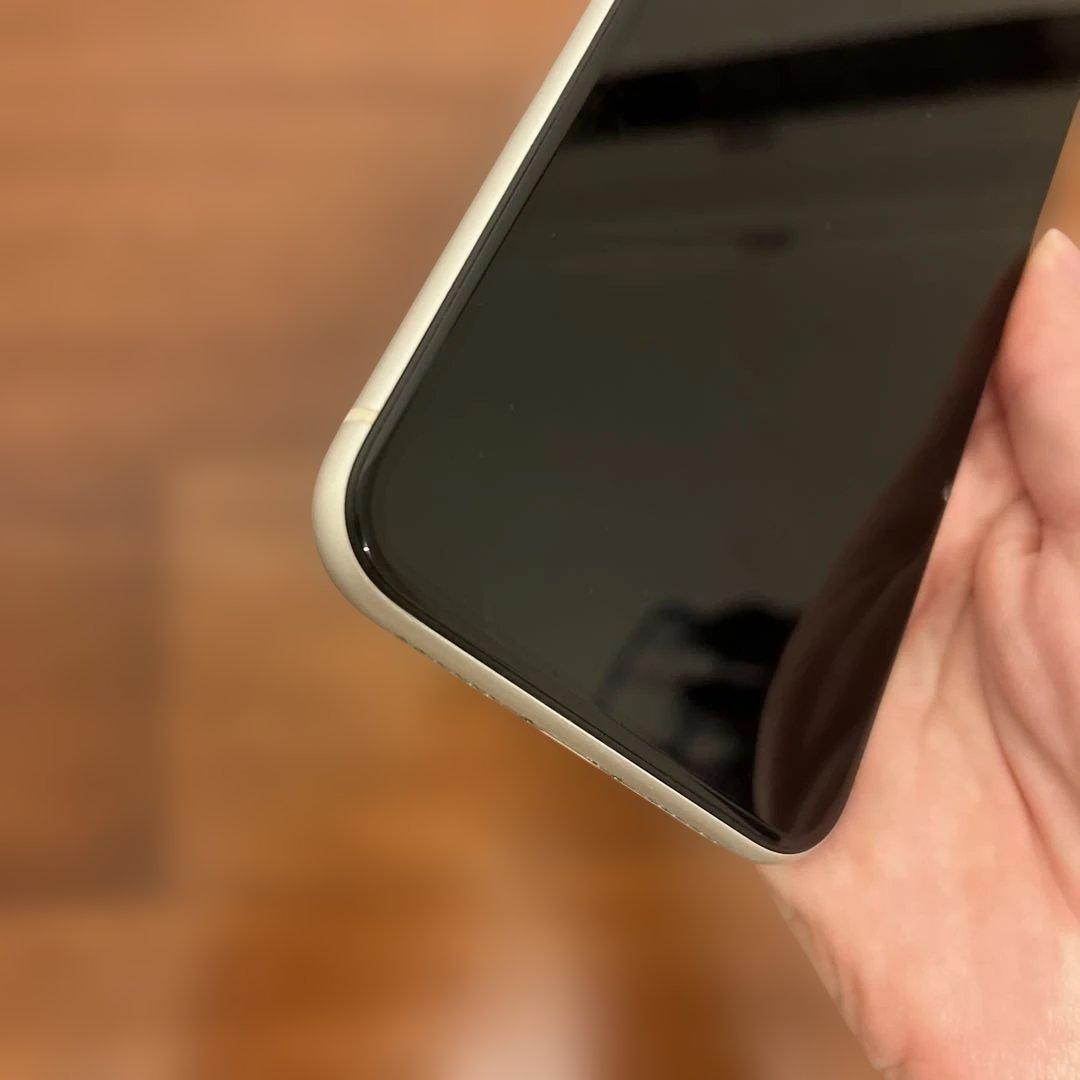 Apple iPhone XR ホワイト 本体　箱あり