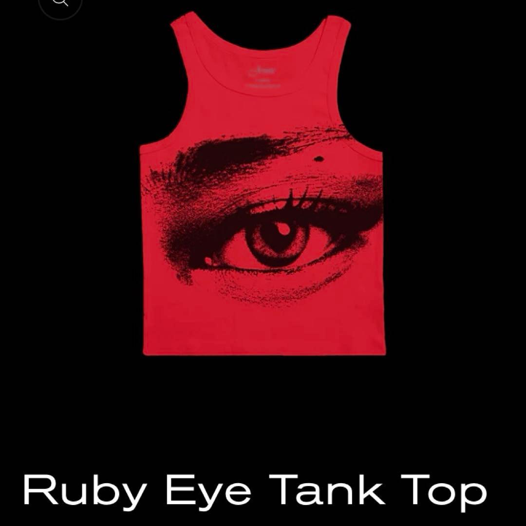 Jennie ruby eye tank top M - メルカリ