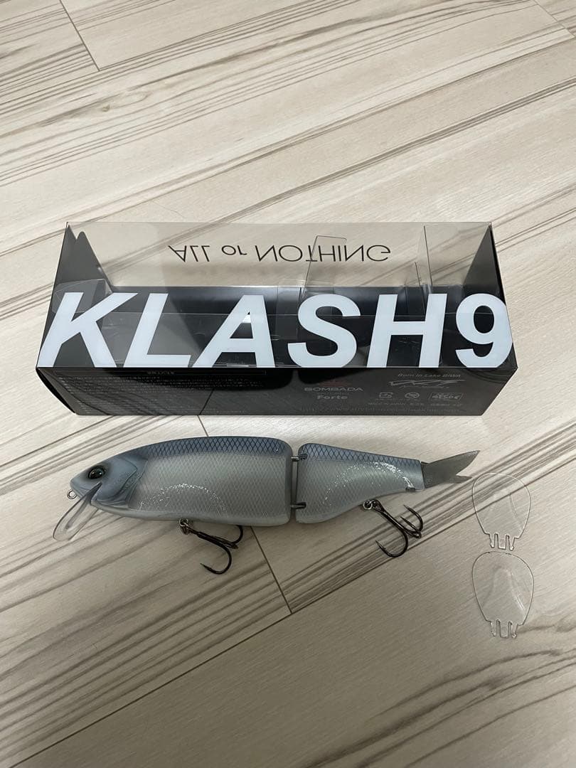 DRT KLASH9 Low スモーキングゴースト クラッシュ9