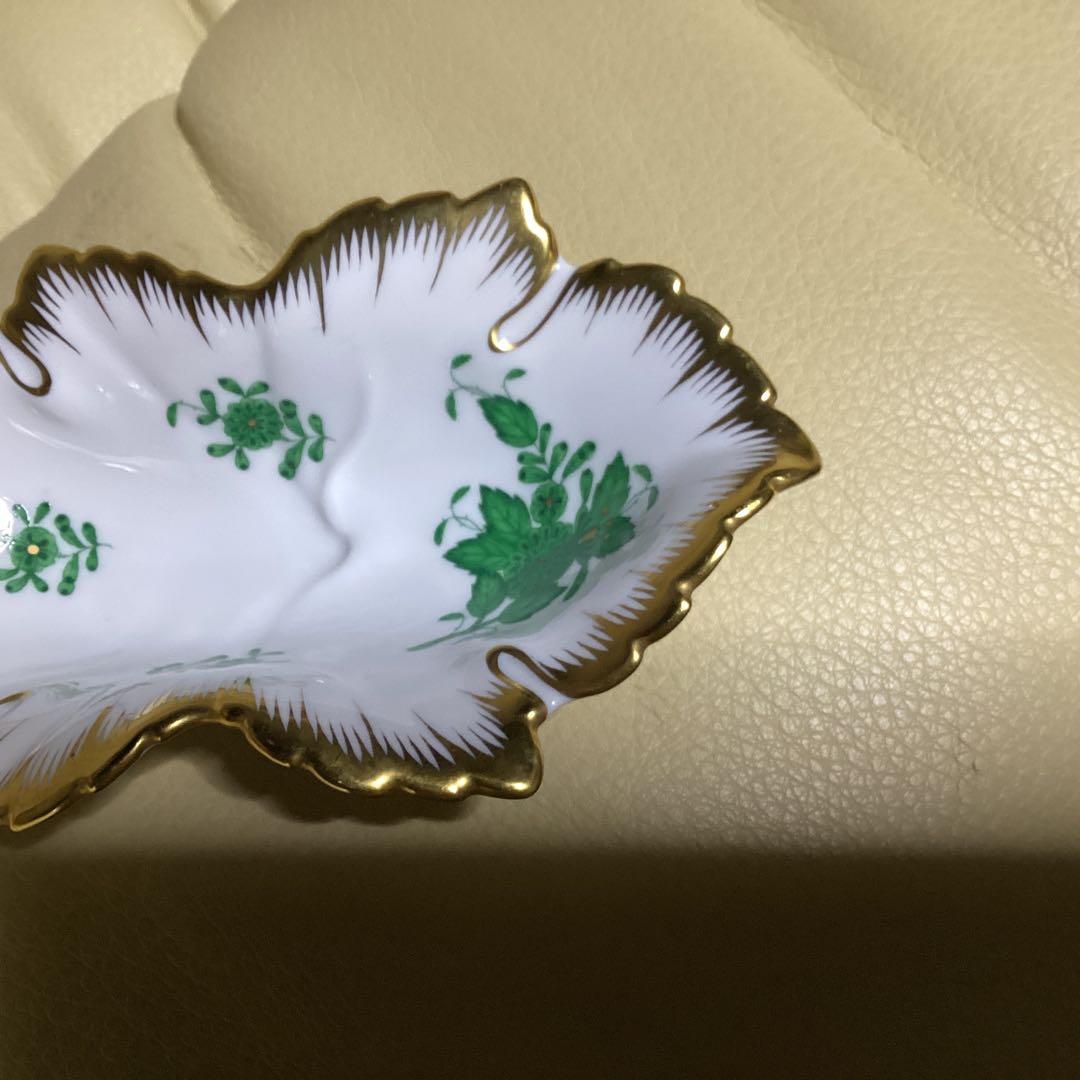 レアさすがヘレンド手描きハンガリー高級磁器約横14㎝縦8