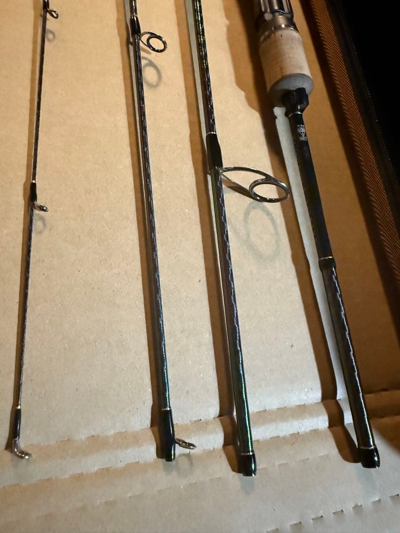 CARDIFF STREAM LIMITEDと1000SHG 渓流ルアー