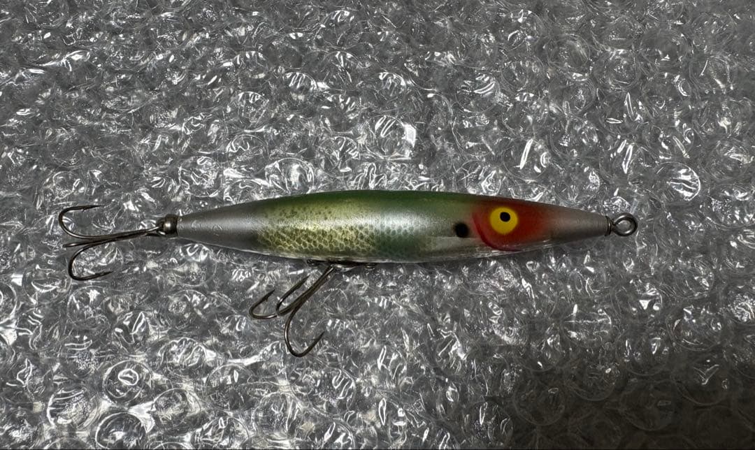 オールドヘドン　ダイイングクイーバー　レアカラー　イエローアイ　HEDDON