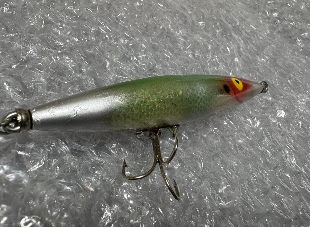 オールドヘドン　ダイイングクイーバー　レアカラー　イエローアイ　HEDDON