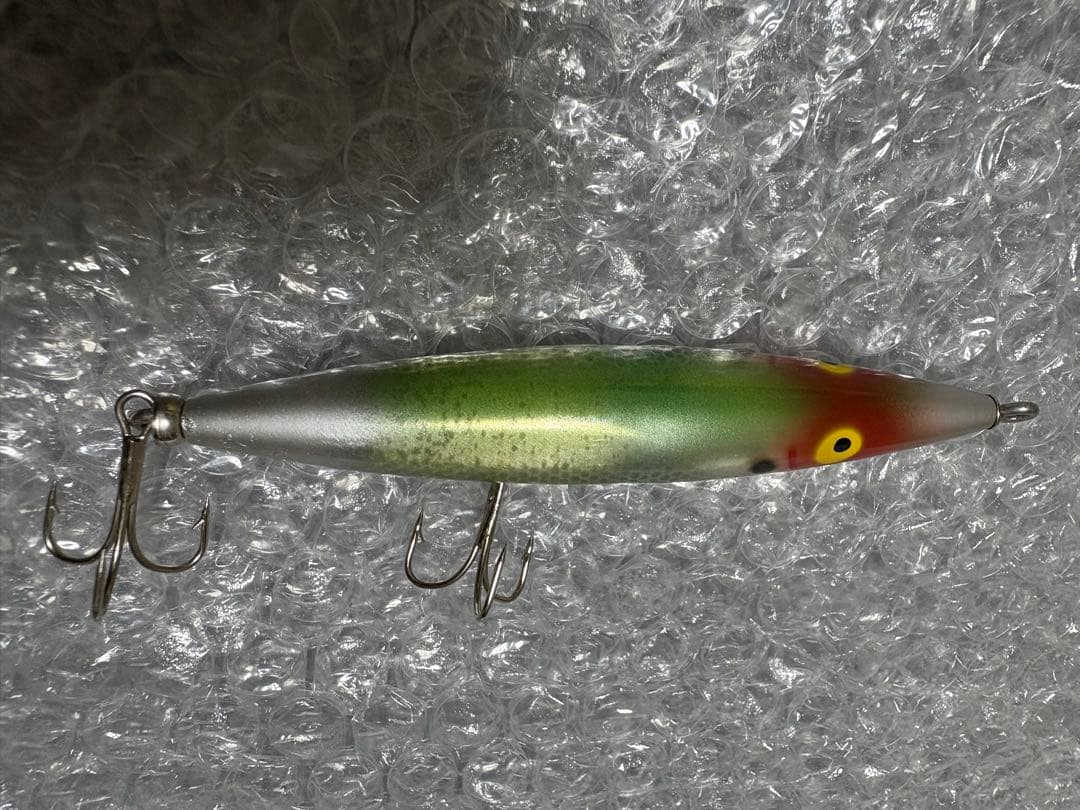 オールドヘドン　ダイイングクイーバー　レアカラー　イエローアイ　HEDDON