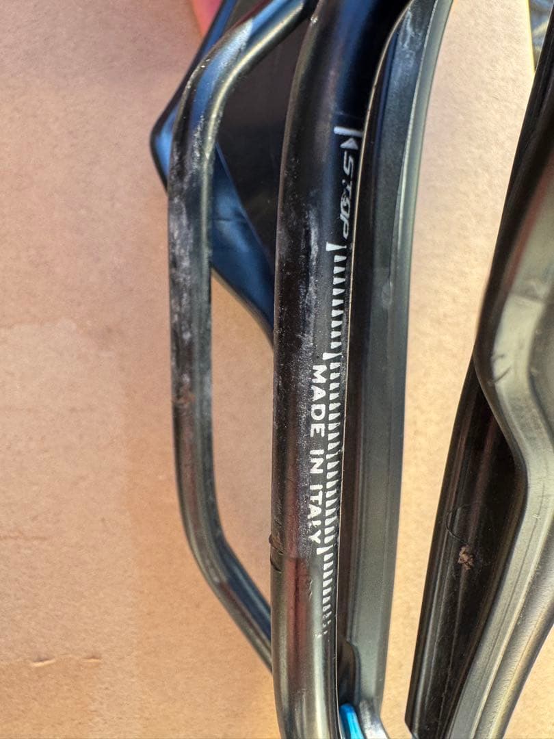 セライタリア SLR BOOST Sサドル