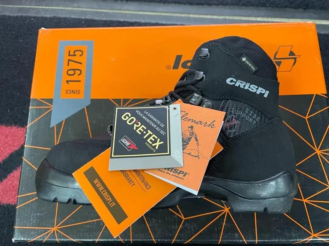 CRISPI ノーランドホーク GTX BC ブラック 22.5cm【新品未使用