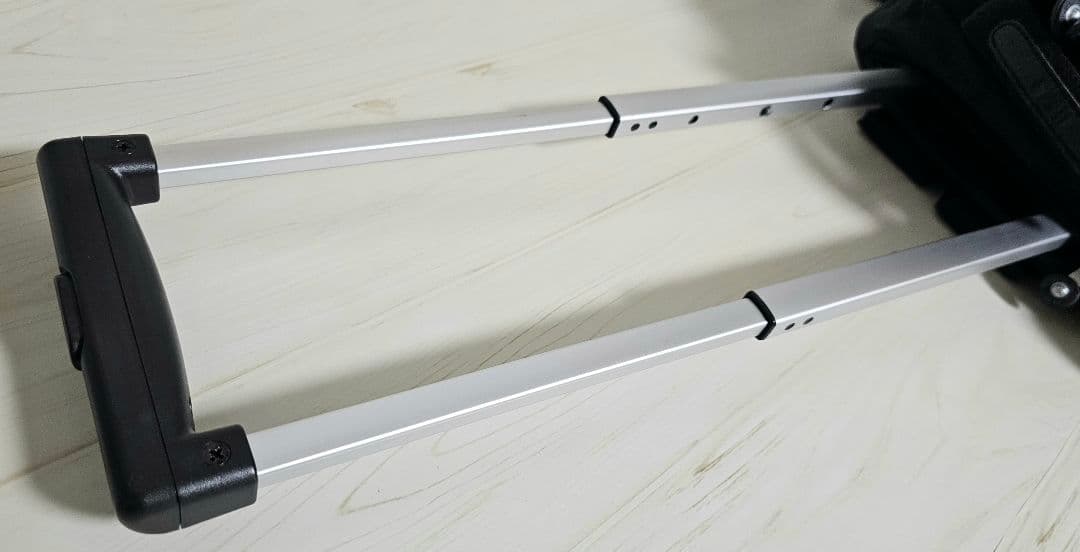 ☆Kiplingsキャリーケース☆黒☆