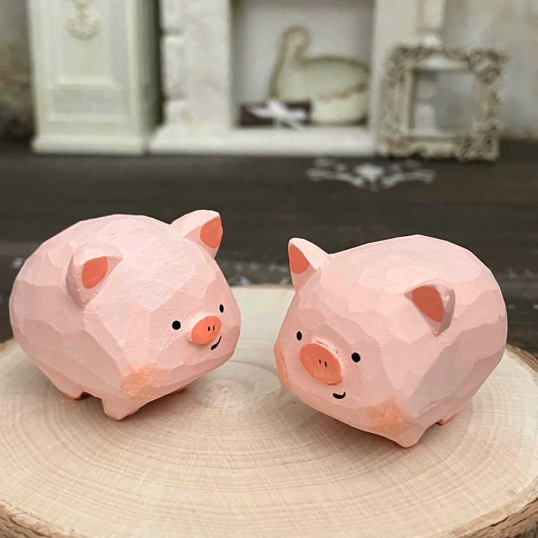 木彫りぶた 2匹セット 豚置物 インテリア - メルカリ