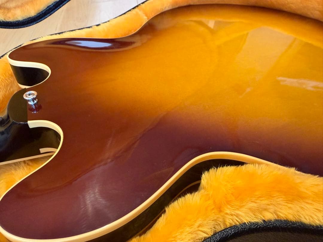 ギター Gibson Custom Shop Murphy Lab ES-335