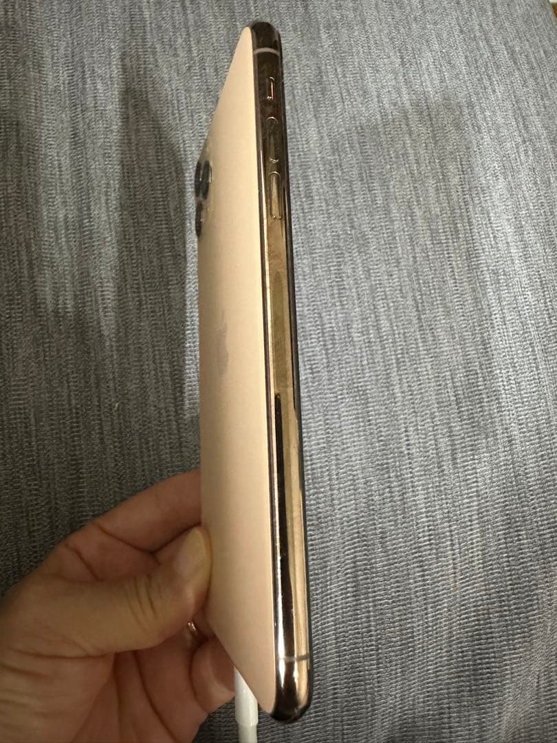 ジャンクApple iPhone 11 Pro Maxゴールド 256GB本体 - メルカリ