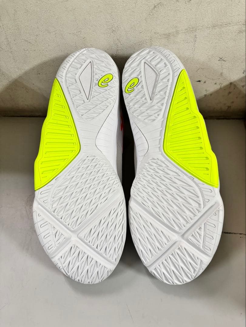 【お年玉価格】UNPRE ARS 2 102カラー　28.5㎝