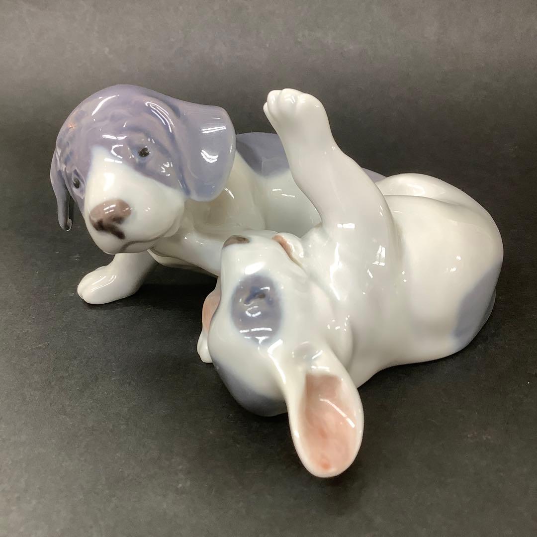 ロイヤルコペンハーゲン 犬の置物 イヤーフィギュリン2000 - メルカリ