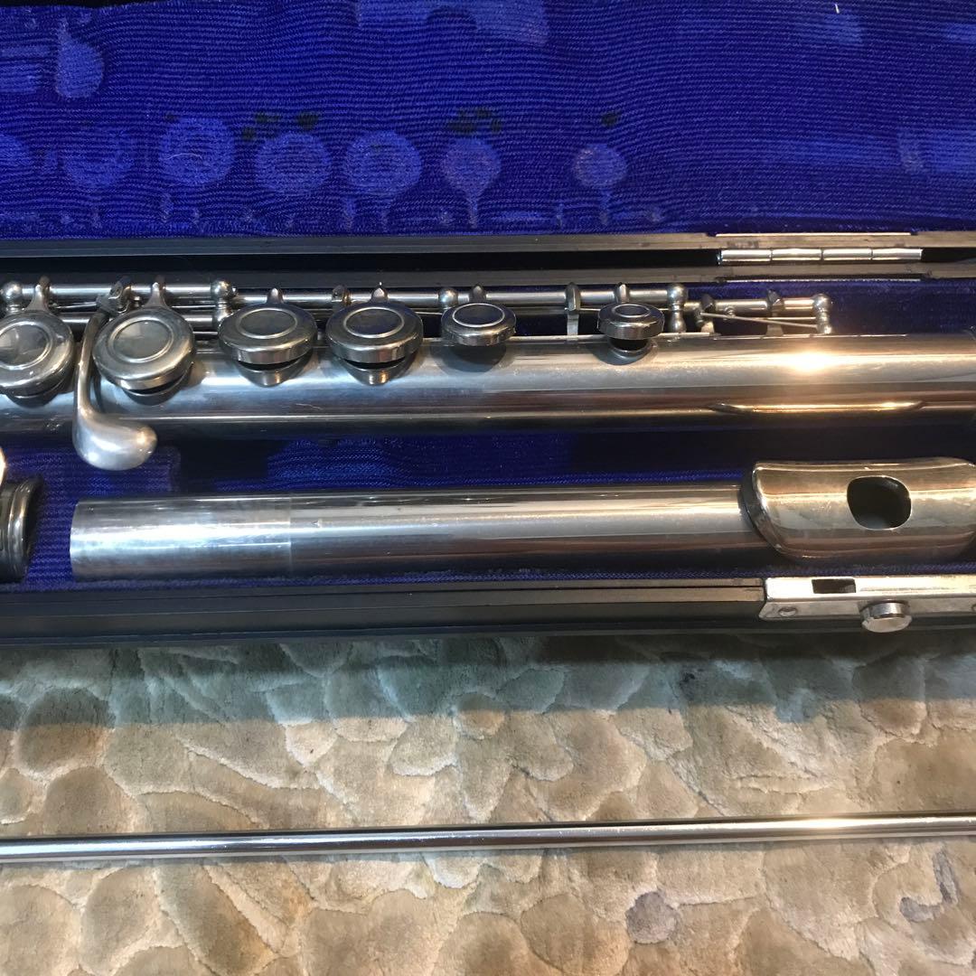 美品　YAMAHA フルート YFL23 ヤマハ　クリーニングロッド付き