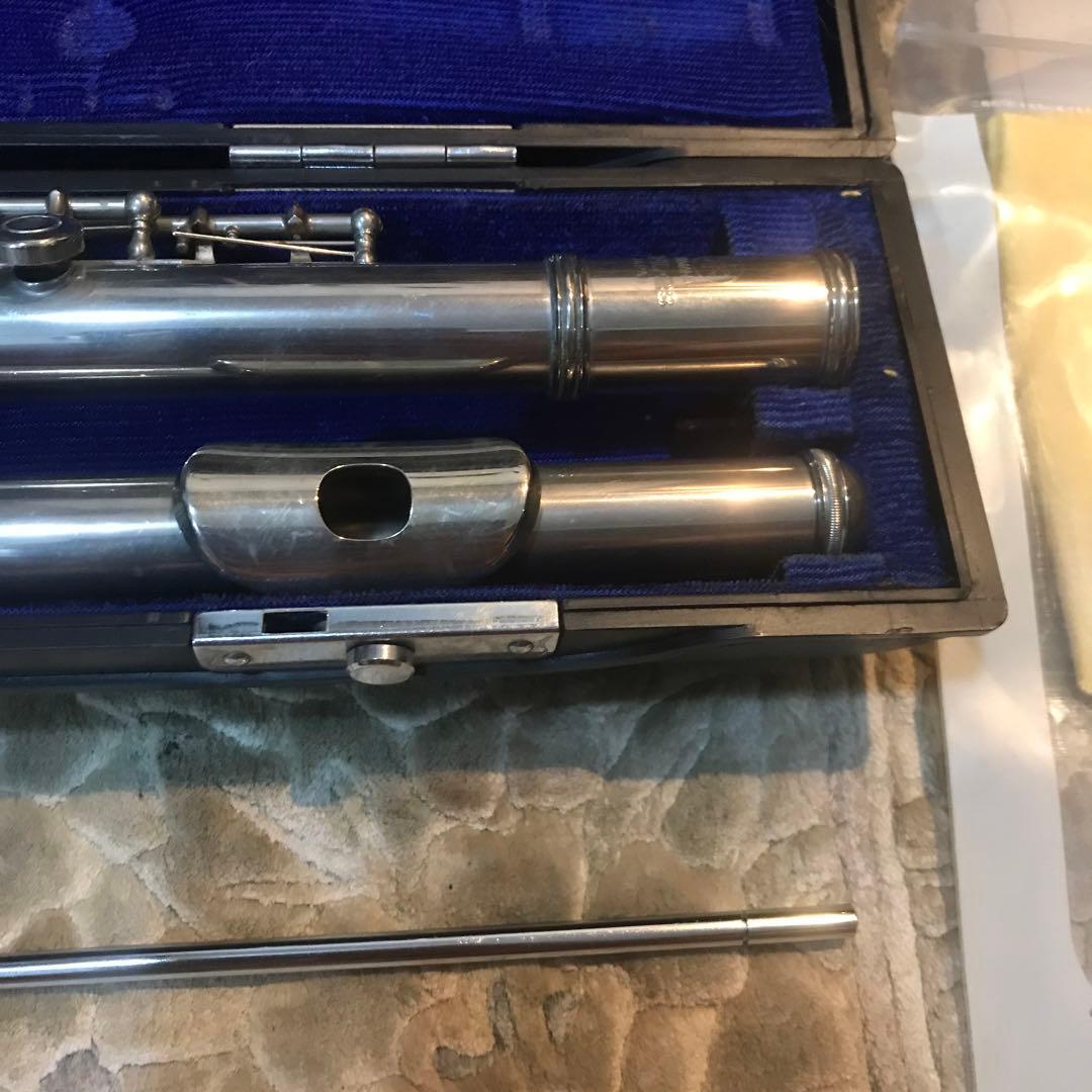 美品　YAMAHA フルート YFL23 ヤマハ　クリーニングロッド付き